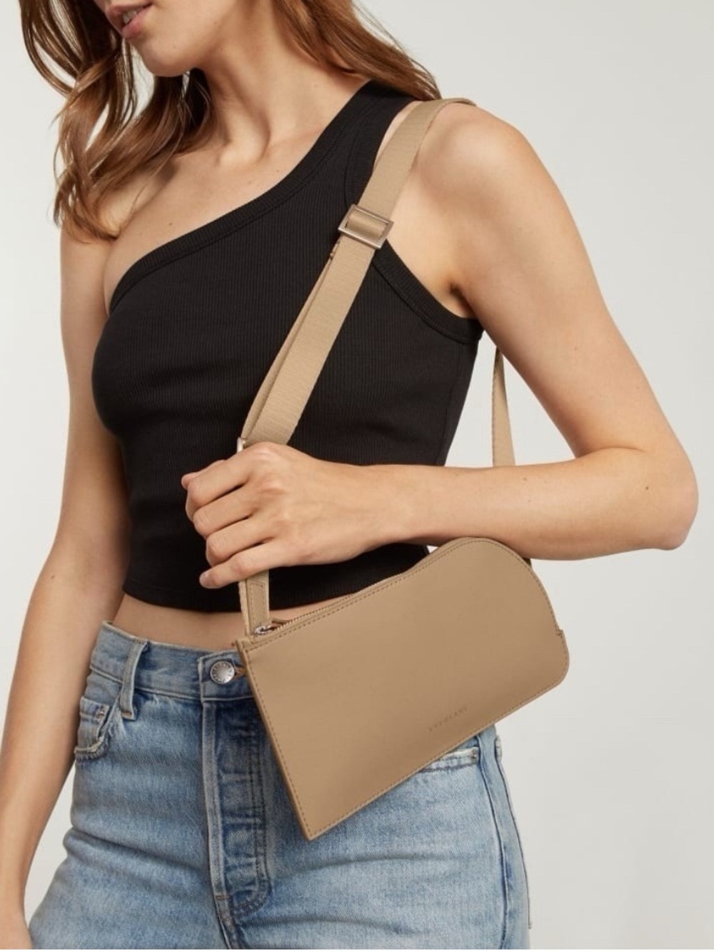 Everlane - The Cactus Leather Sling Bag in Cashew Tan. Vegan, Cruelty free